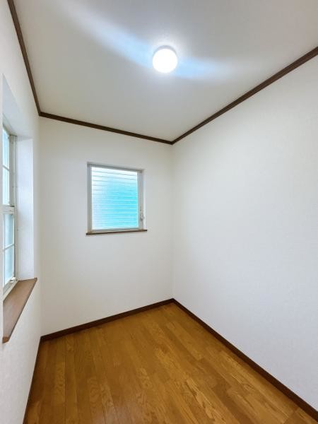 detached 栃木県小山市城北５丁目15-11 峯ビル 1階