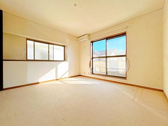 detached 千葉県東金市日吉台２丁目
地図を見る