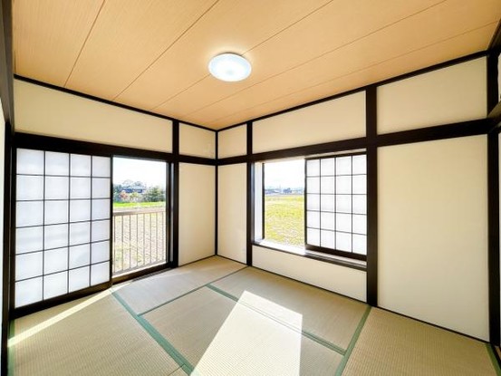 detached 埼玉県熊谷市広瀬240-3クイーンズコート1階