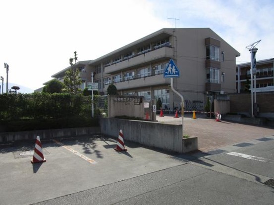detached 山梨県中巨摩郡昭和町西条新田
地図を見る