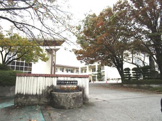 detached 山梨県南アルプス市野牛島
地図を見る