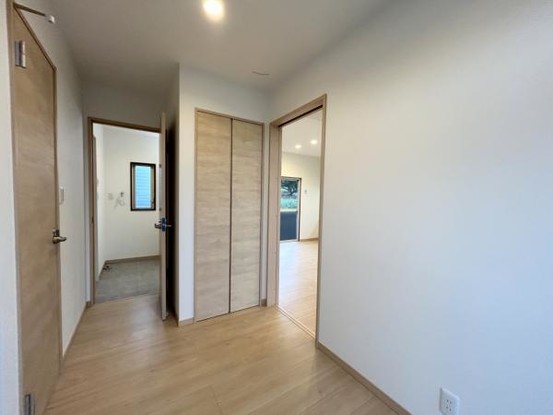 detached 山梨県韮崎市大草町上條東割
地図を見る