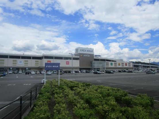 detached 山梨県韮崎市大草町上條東割
地図を見る