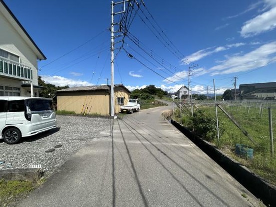 detached 山梨県韮崎市大草町上條東割
地図を見る