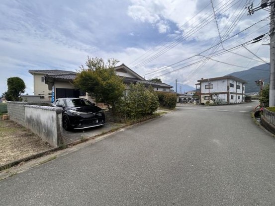 detached 山梨県韮崎市大草町下條西割
地図を見る