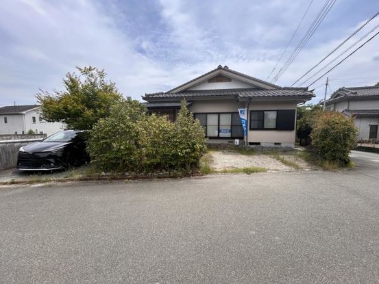 detached 山梨県韮崎市大草町下條西割
地図を見る