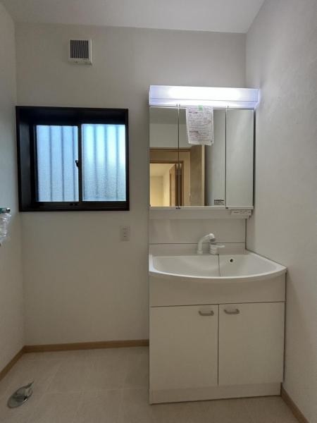 detached 山梨県甲府市上石田１丁目16-23