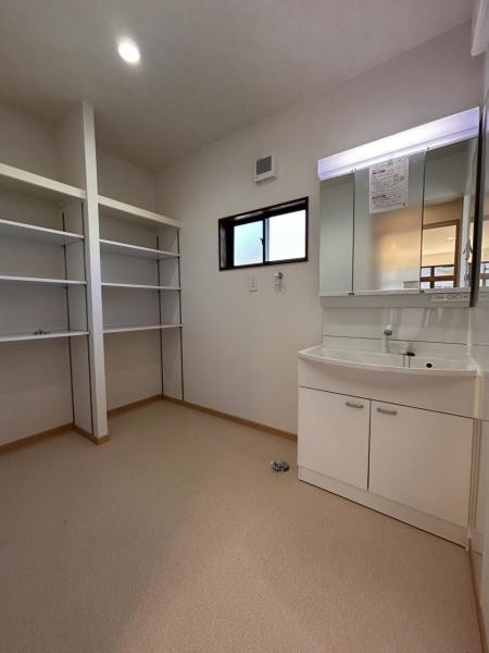 detached 山梨県甲府市上石田１丁目16-23