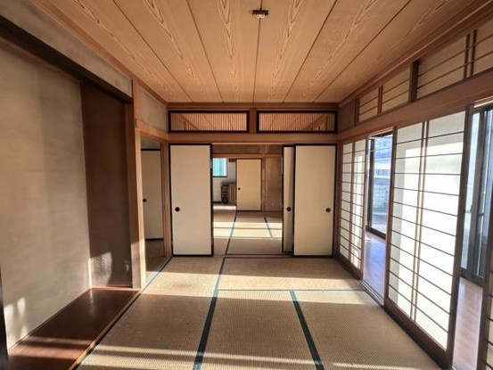 detached 山梨県甲府市国母３丁目
地図を見る