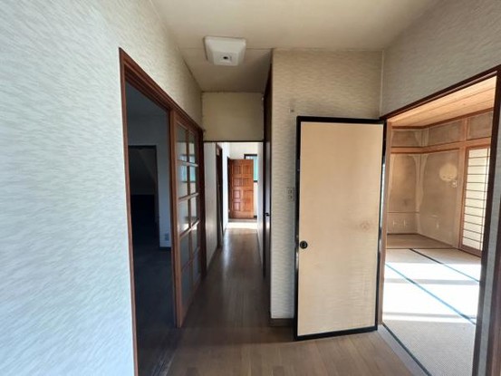 detached 山梨県甲府市国母３丁目
地図を見る