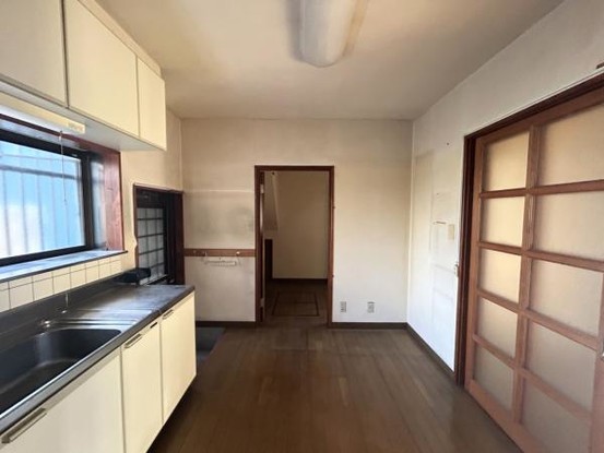 detached 山梨県甲府市国母３丁目
地図を見る