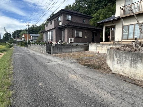 detached 長野県小諸市甲
地図を見る