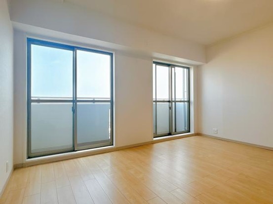apartment 静岡県静岡市駿河区西中原２丁目
地図を見る