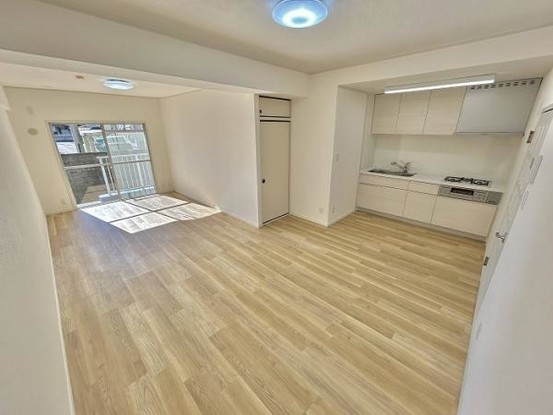 apartment 静岡県静岡市葵区大岩４丁目
地図を見る