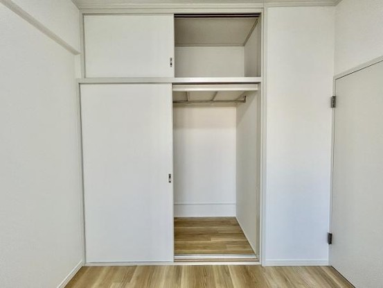 apartment 静岡県静岡市葵区大岩４丁目
地図を見る