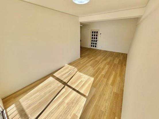 apartment 静岡県静岡市葵区大岩４丁目
地図を見る