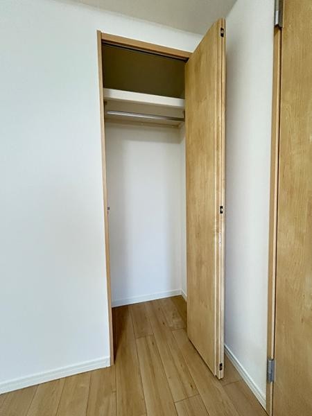 apartment 静岡県磐田市小立野3番地1 遊歩道（二美ビル）1階中南