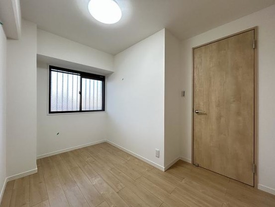 apartment 静岡県磐田市小立野3番地1 遊歩道（二美ビル）1階中南