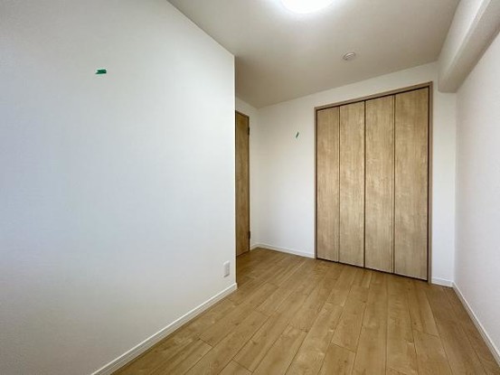 apartment 静岡県磐田市小立野3番地1 遊歩道（二美ビル）1階中南