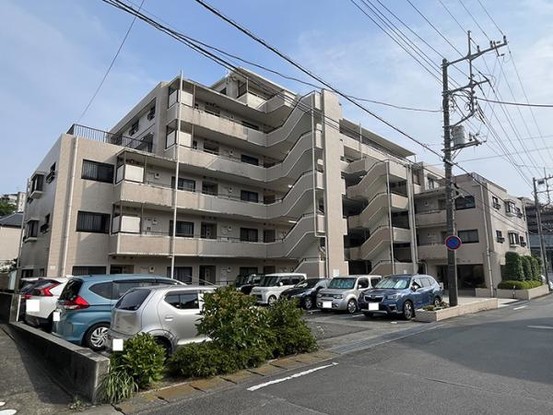 apartment 静岡県駿東郡長泉町南一色275-2
