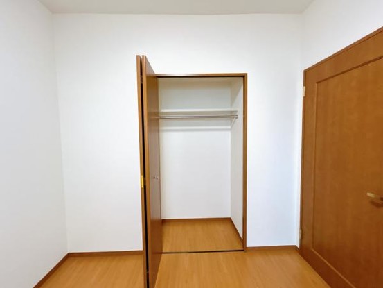 apartment 岐阜県岐阜市鏡島精華１丁目3-17岐陽第一ビル7階北