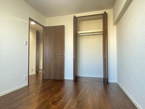 apartment 岐阜県岐阜市鏡島精華１丁目3-17岐陽第一ビル7階北