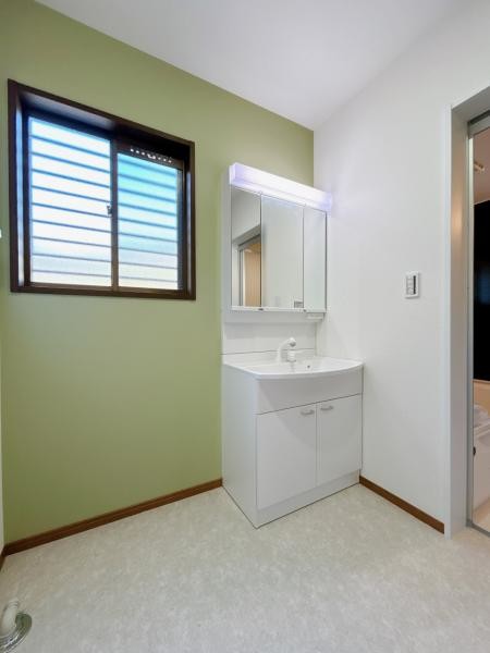 detached 岐阜県岐阜市鏡島精華１丁目3-17岐陽第一ビル7階北