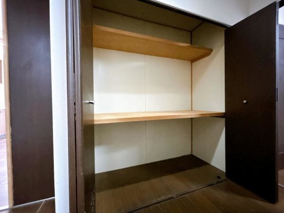 apartment 岐阜県岐阜市鏡島精華１丁目3-17岐陽第一ビル7階北