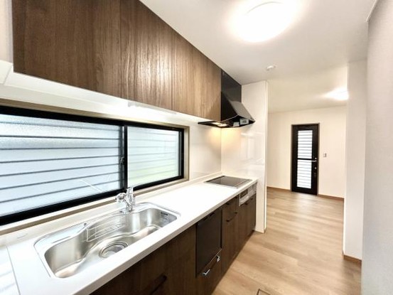 detached 三重県松阪市下村町814-4　パークマンション101号室