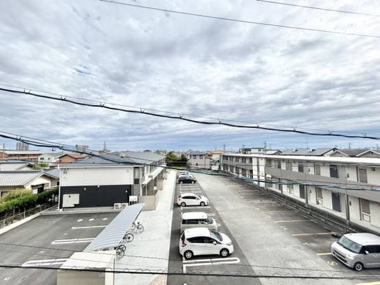 apartment 三重県松阪市下村町814-4　パークマンション101号室