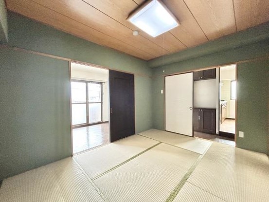 apartment 三重県松阪市下村町814-4　パークマンション101号室