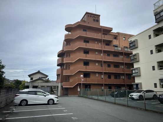apartment 三重県松阪市下村町814-4　パークマンション101号室