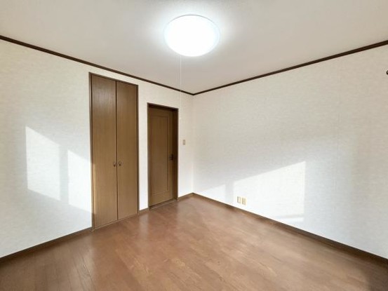 detached 三重県松阪市下村町814-4　パークマンション101号室