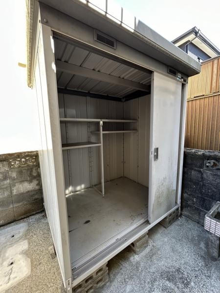 detached 三重県松阪市下村町814-4　パークマンション101号室