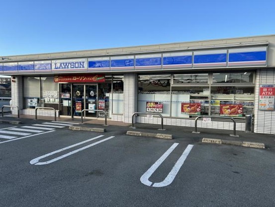 detached 三重県松阪市下村町814-4　パークマンション101号室