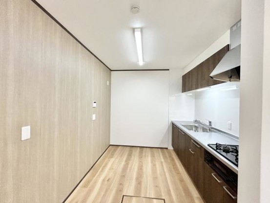 detached 三重県松阪市下村町814-4　パークマンション101号室