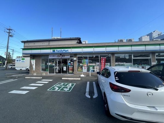 detached 三重県松阪市下村町814-4　パークマンション101号室