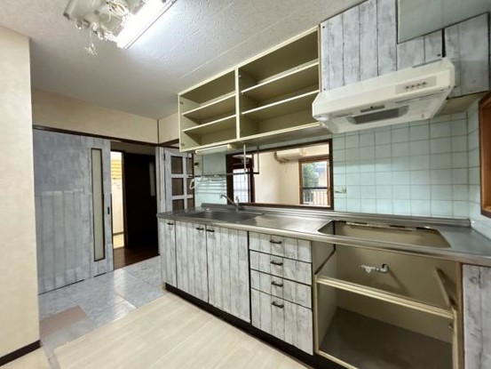 apartment 富山県富山市東田地方町１丁目
地図を見る