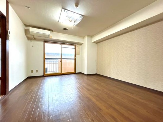 apartment 富山県富山市東田地方町１丁目
地図を見る