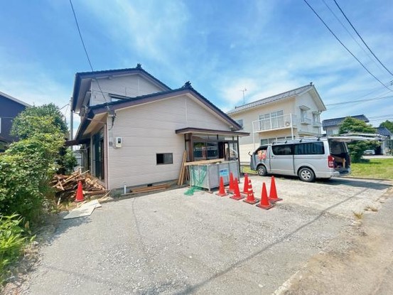 detached 富山県黒部市新堂
地図を見る