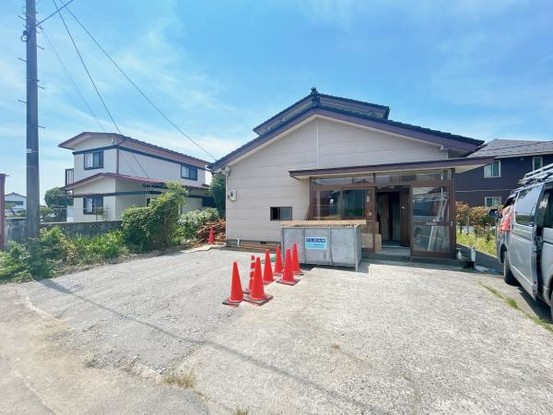 detached 富山県黒部市新堂
地図を見る