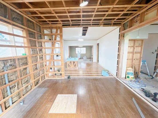 detached 富山県滑川市曲渕
地図を見る
