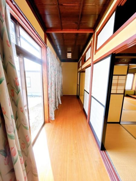 detached 富山県滑川市曲渕
地図を見る