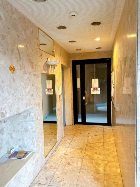 apartment 富山県富山市泉町１丁目
地図を見る