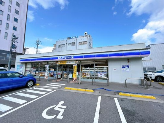 apartment 富山県富山市泉町１丁目
地図を見る