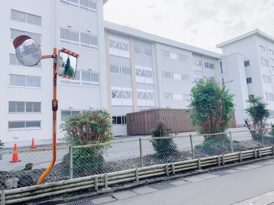 apartment 富山県富山市牛島新町
地図を見る