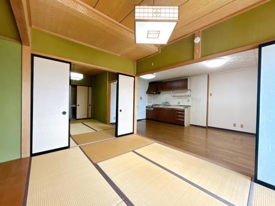 apartment 富山県富山市牛島新町
地図を見る