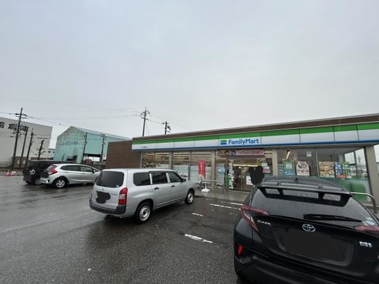 detached 富山県富山市願海寺
地図を見る