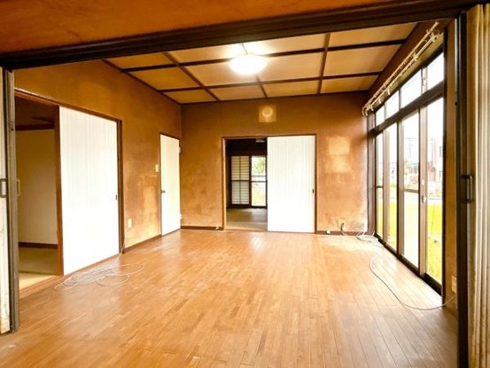 detached 富山県富山市願海寺
地図を見る