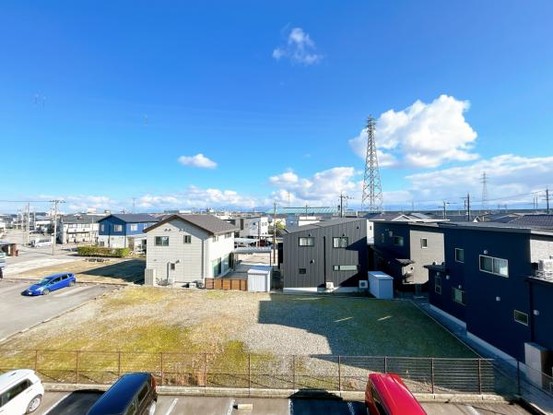 apartment 富山県富山市窪本町
地図を見る
